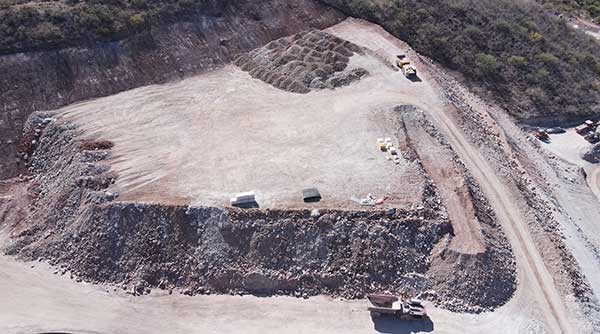Stacking of Ore from the Ermitaño Test Block